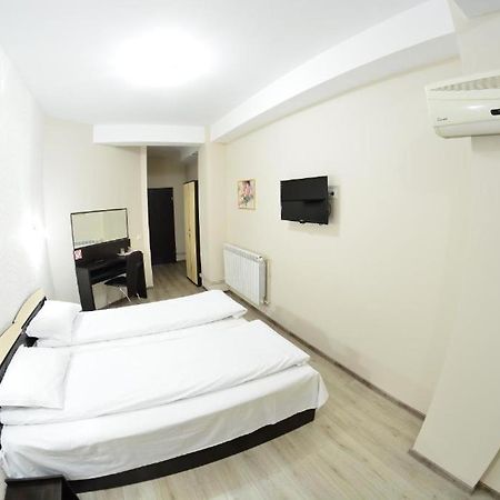 Casa Cojocaru- Camere De Inchiriat In Scop Turistic Drobeta Turnu Severin Exterior foto
